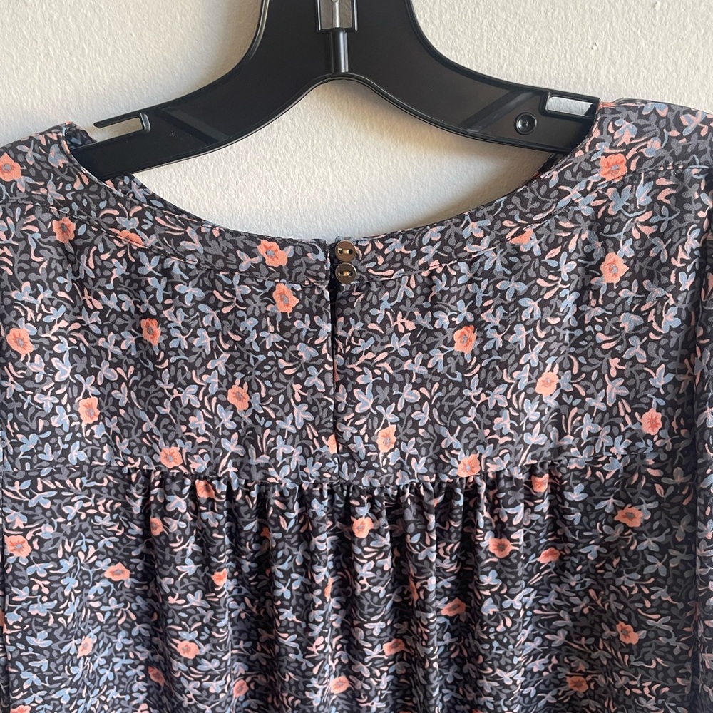 LOFT Frill-Sleeve Blouse - Picture 7 of 8